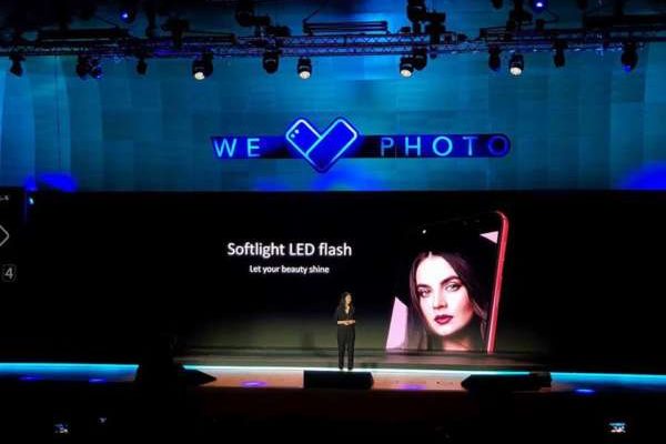 ASUS ZenFone 4: ufficiali Selfie e Selfie Pro, ecco immagini e schede tecniche - immagine 19