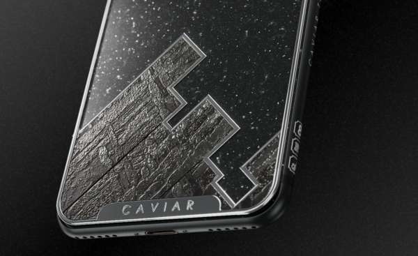 iPhone-X-Russia-Meteorite-2