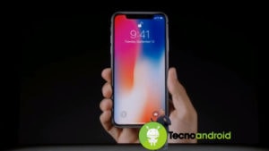 iPhone X