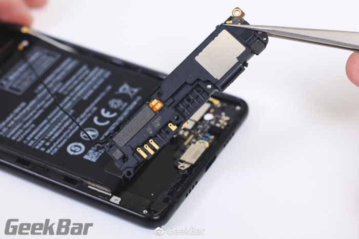 Mi-MIX-2-teardown-11