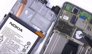 Nokia 8 protagonista del primo video teardown: tutti i dettagli