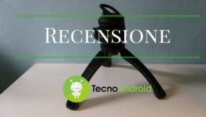 AUKEY Treppiedi Mini Supporto 360° Con vite da 1/4 " per Fotocamere Digitale e Fotocamera Reflex , GoPro , Treppiede Smartphone per iPhone 6s / 6 / 5 , Samsung S8 ecc. - Nero