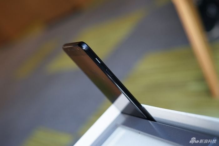 samsung-galaxy-c8-5