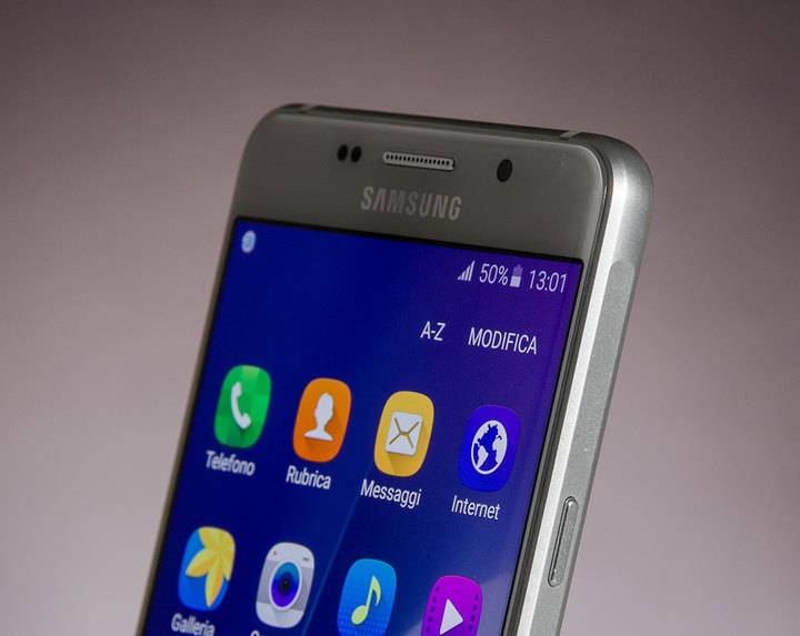 Samsung: novità dopo le critiche per il sensore delle impronte digitali