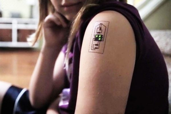 Tatuaggi intelligenti, una nuova tecnologia per la nostra salute