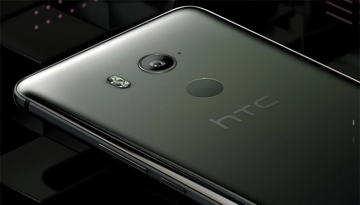 HTC U11+