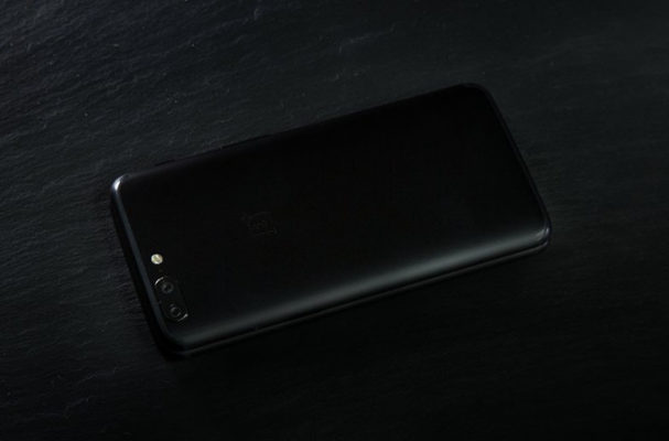OnePLus 5T