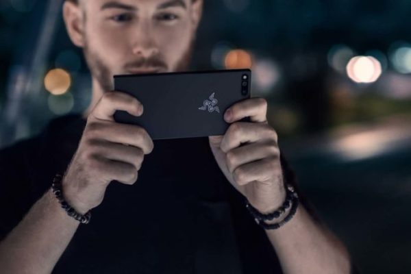 Razer Phone è lo smartphone realizzato "dai gamer, per i gamer"