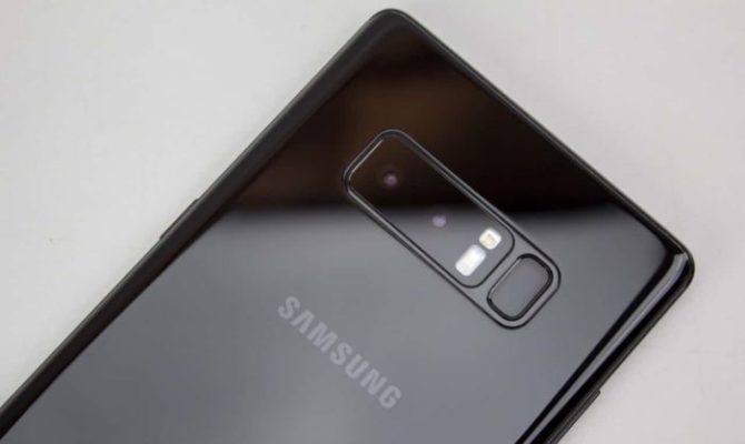 Samsung Galaxy S9: dual camera posteriore stile Note 8?