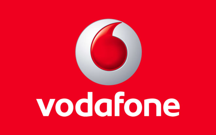 Vodafone lancia una nuova promo Natalizia con Giga e Minuti per tutti gli utenti