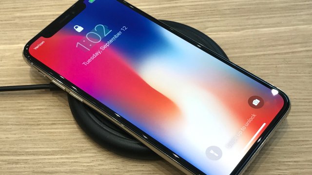 iPhone X, Apple avvisa i suoi utenti in merito apple problematiche del display OLED