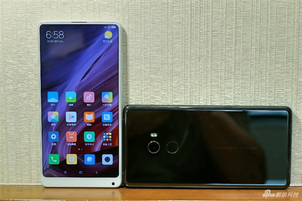 xiaomi-mi-mix-2-23 Xiaomi Mi Mix 2 Full Ceramic Version è potente, bello ed elegante - immagine 15