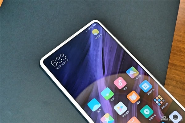 xiaomi-mi-mix-2-6-1 Xiaomi Mi Mix 2 Full Ceramic Version è potente, bello ed elegante - immagine 2