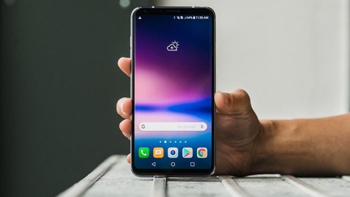 LG V30 in super sconto su ePrice