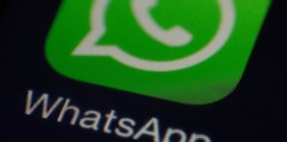 WhatsApp: il trucco per entrare di nascosto e ignorare i messaggi senza essere visti