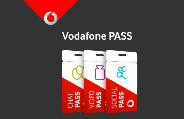 Vodafone per Natale regala 3 promozioni Gratis e con Giga illimitati