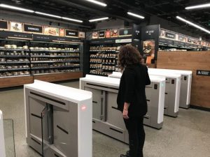 Amazon Go: minimarket senza cassiere, il negozio del futuro