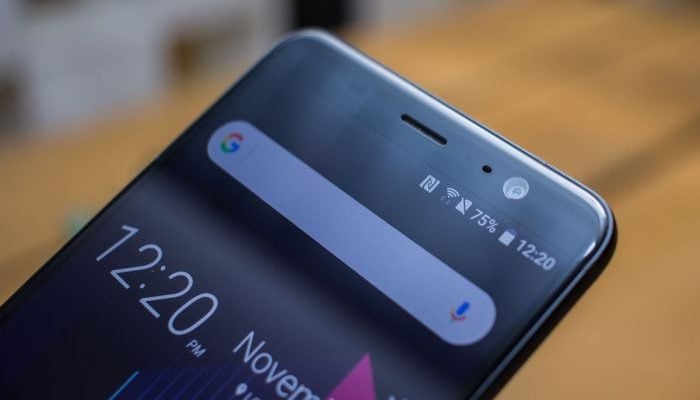 HTC U11 Eyes