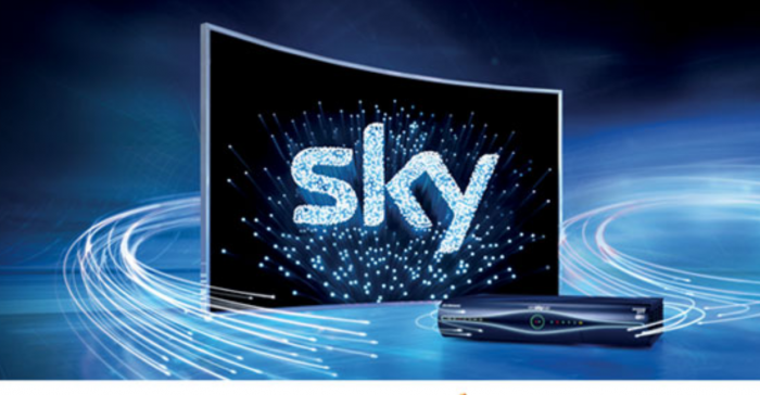 Sky si impone su Mediaset Premium: regalo a tutti e prezzi super scontati al 50%