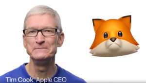 Tim Cook prova le Animoji di iPhone X