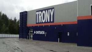 trony