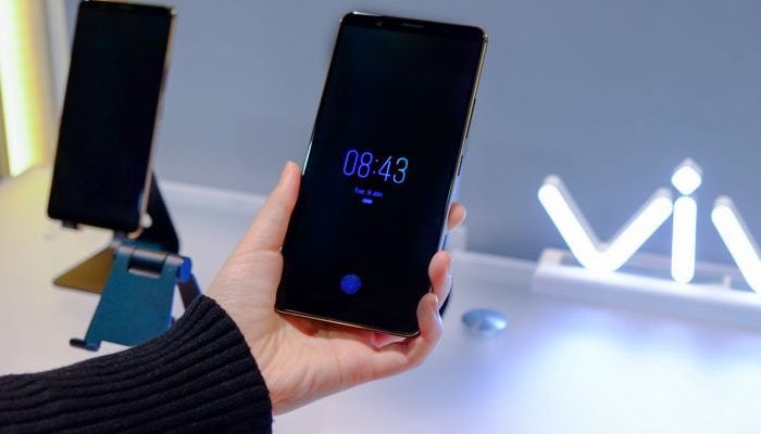 Vivo X20 Plus UD primo smartphone con lettore impronte sullo schermo