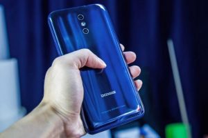 doogee BL12000 è ufficiale autonomia record