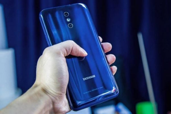 doogee BL12000 è ufficiale autonomia record