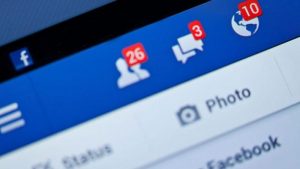 Facebook sta testando un nuovo tasto