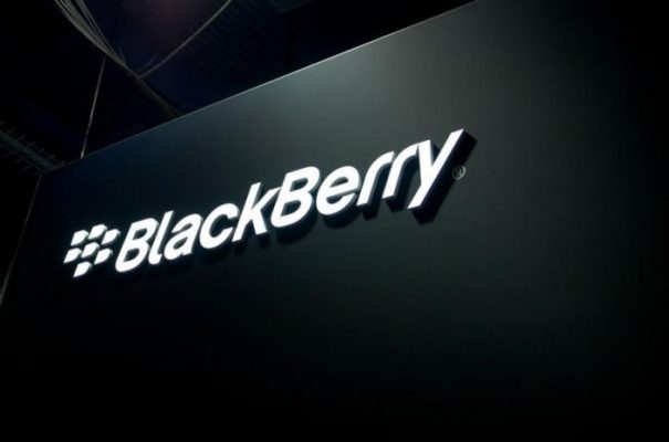 BlackBerry inizierà a rimuovere le app a pagamento