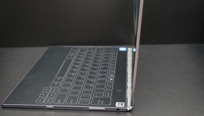 Lenovo Yoga Book