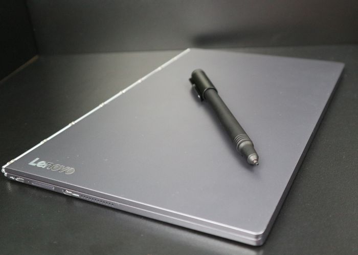 IMG_1455 Lenovo Yoga Book