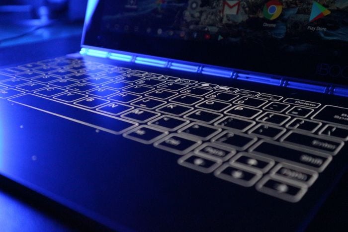 IMG_1567 Lenovo Yoga Book