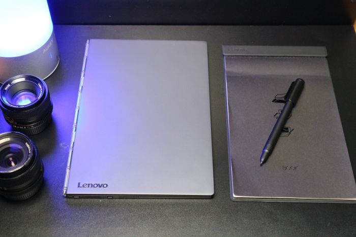 IMG_1570 Lenovo Yoga Book