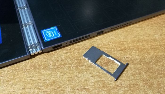 Lenovo Yoga Book