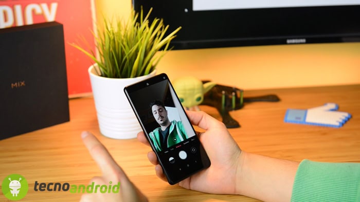IPHONE_X_3__3D_MI_MIX_2__7C_Il_BORDERLESS (10)