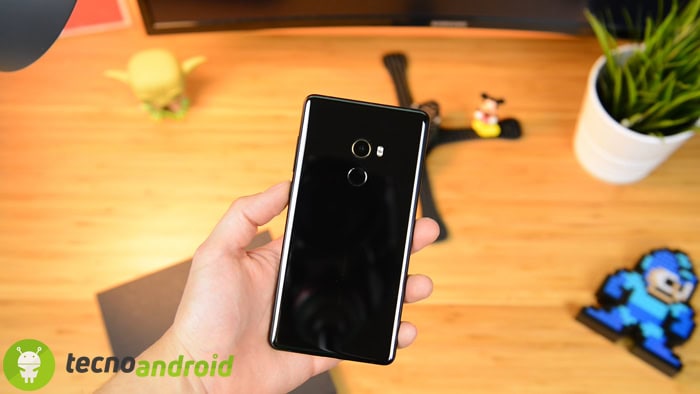 IPHONE_X_3__3D_MI_MIX_2__7C_Il_BORDERLESS (2)