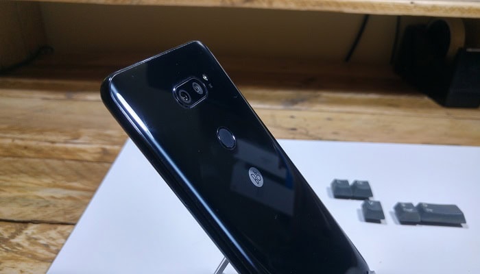 LG V30