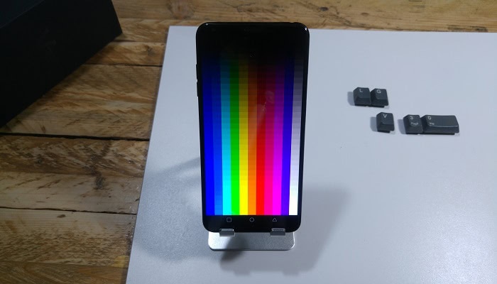LG V30
