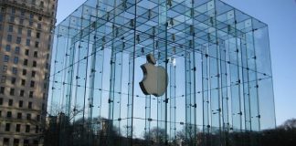 Iniziata la causa tra Apple e gli attivisti dell'Attac