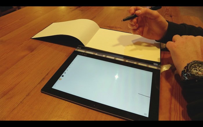 Schermata 2018-02-04 alle 23.05.50 Lenovo Yoga Book