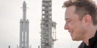 SpaceX Falcon Heavy Elon Musk