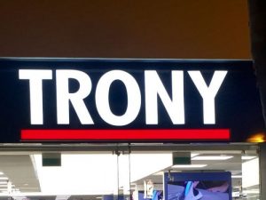 Trony