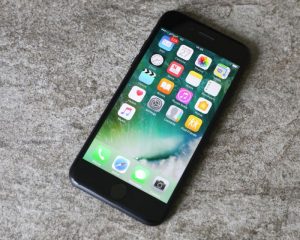 Apple iPhone 7