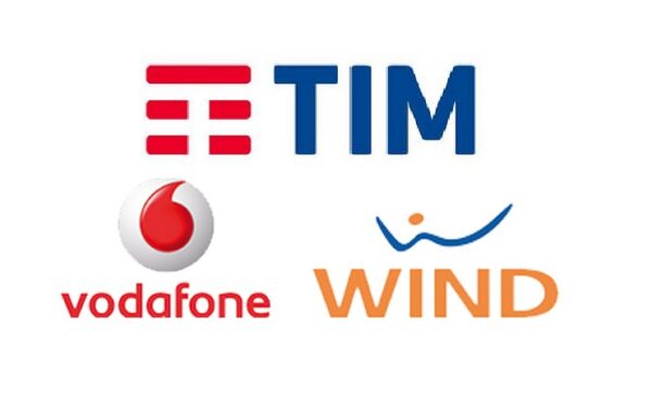 TIM, Wind e Vodafone: corteggiano gli "under 30" con incredibili offerte