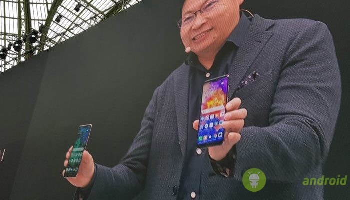 Huawei P20 e P20 Pro ufficiali: 3 camere, Intelligenza Artificiale e display Full-Screen