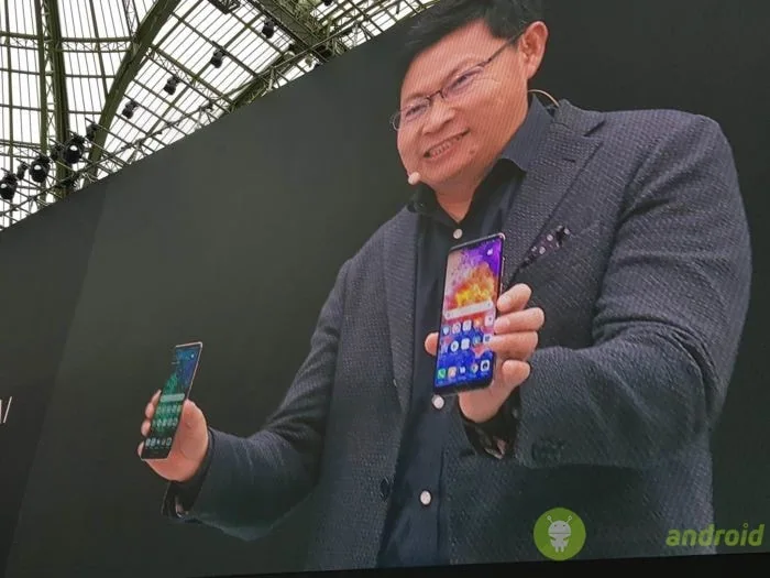 Huawei P20 e P20 Pro ufficiali: 3 camere, Intelligenza Artificiale e display Full-Screen Huawei P20 e P20 Pro ufficiali: 3 camere, Intelligenza Artificiale e display Full-Screen