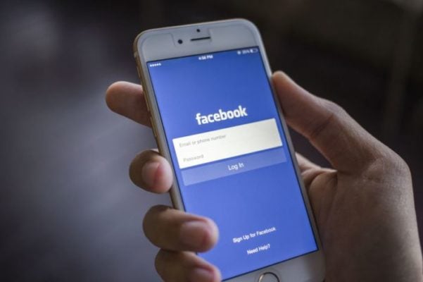 Facebook, secondo il co fondatore di WhatsApp dovreste chiudere l'account