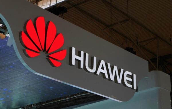 Huawei, anche il Canada mostra preoccupazioni per l'eccessiva presenza del colosso cinese