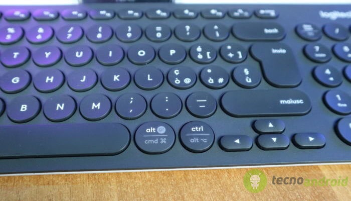 Logitech K780